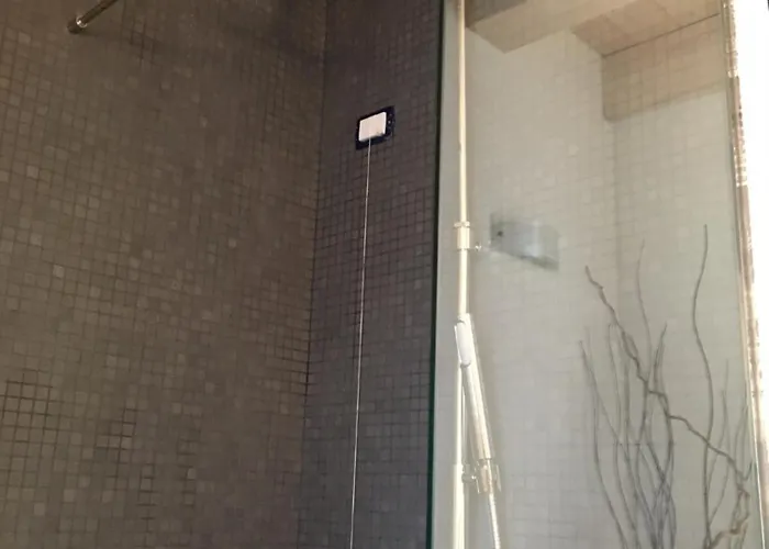 펜션 The House On The Shore 데르비오