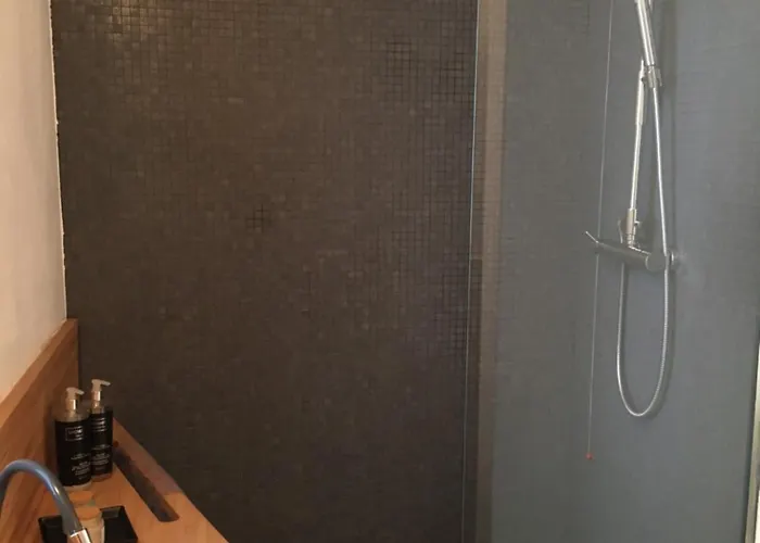 Holiday home The House On The Shore