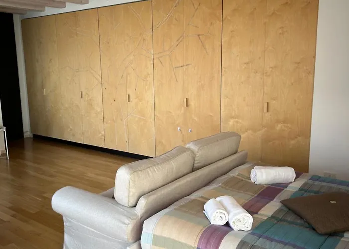 The House On The Shore 펜션 데르비오