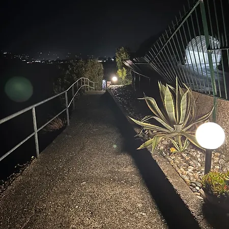 The House On The Shore Casa vacanze Dervio