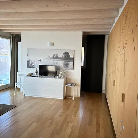 The House On The Shore Hébergement de vacances *