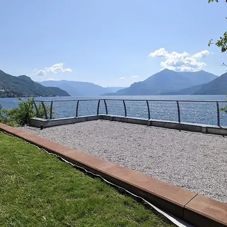 The House On The Shore Holiday home