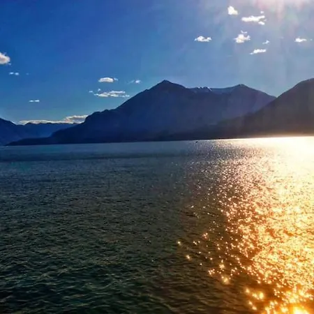 The House On The Shore Holiday home