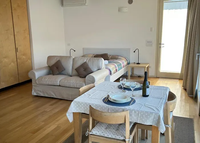 The House On The Shore Hébergement de vacances *